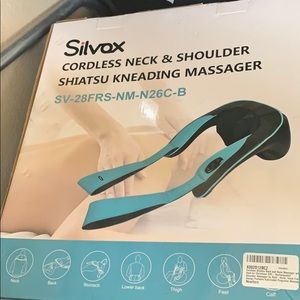 Cordless neck/massager